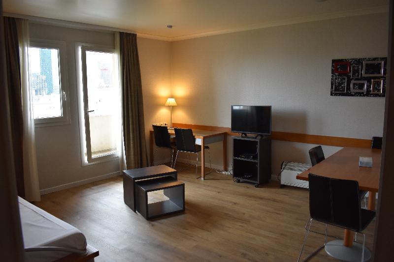 Apartamento Star Of Life Courbevoie Exterior foto